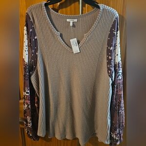 NWT maurices waffle knit with flowy sleeves